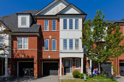 38 Warrington Way, Markham, ON, L6C0B8 | Card Image
