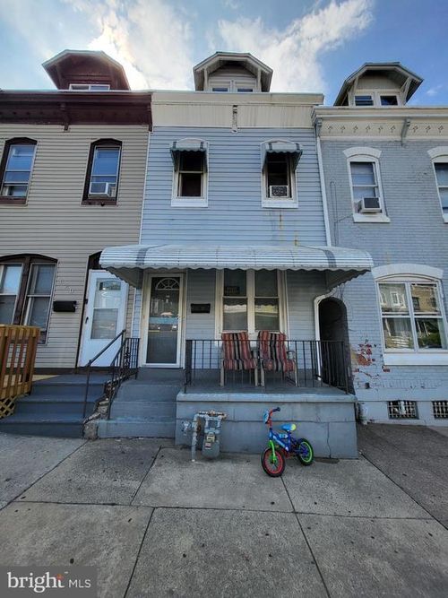 622 N 12th St, READING, PA, 19604-2622 | Card Image