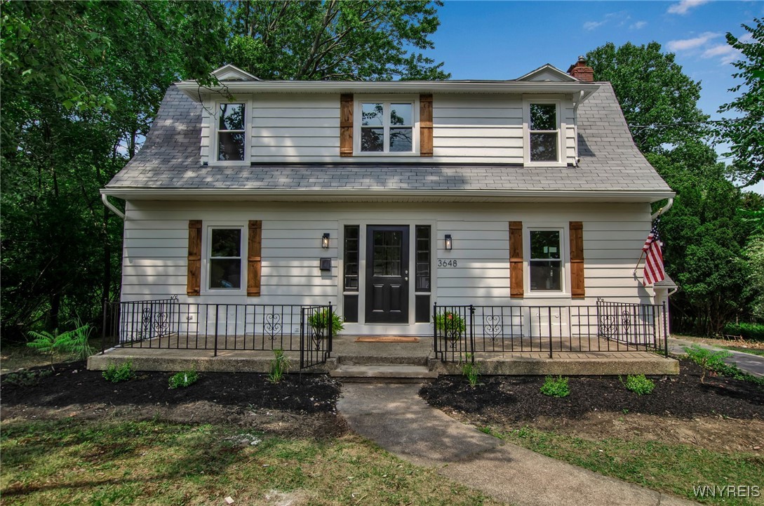 Hill Rd, Hamburg, NY 14075