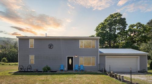 10374 Douglas Rd, Osceola, IN, 46561-9408 | Card Image