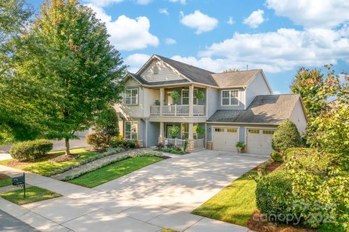 2048 Middleton Farm Dr, Belmont, NC, 28012-8656 | Card Image