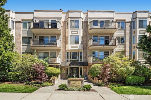 28-200 99th Ave Ne, Bellevue, WA, 98004-5472 | Card Image