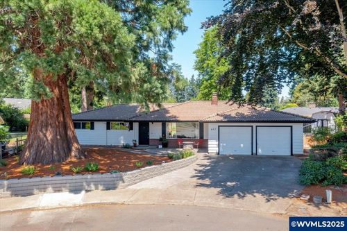 657 Honeysuckle St N, Keizer, OR, 97303-5957 | Card Image