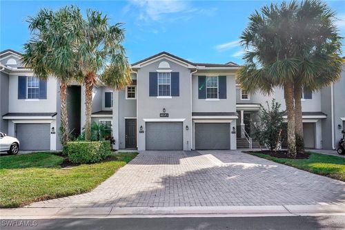 unit-102-16570 Goldenrod Ln, ALVA, FL, 33920-4652 | Card Image