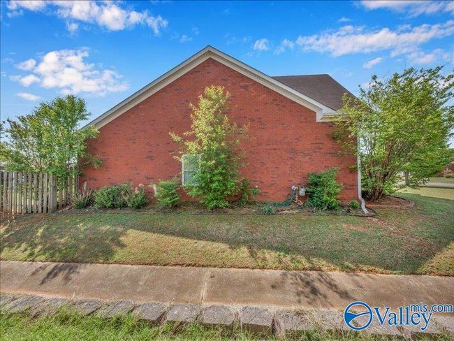 117 Genesis Dr, House other with 4 bedrooms, 2 bathrooms and null parking in Huntsville AL | Image 5