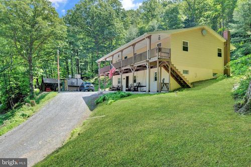 353 Jack Straw Rd, JULIAN, PA, 16844-8210 | Card Image