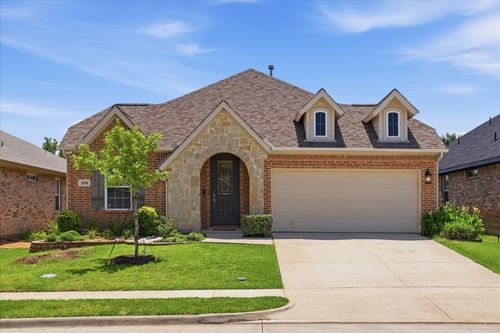 498 Grayson Ln, Lake Dallas, TX, 75065-3484 | Card Image