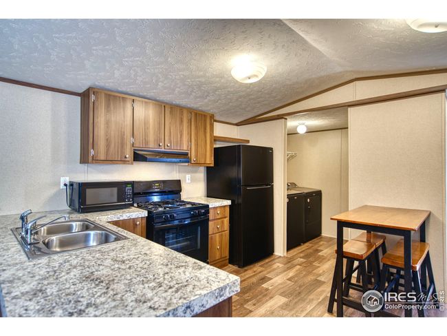 28 - 218 Grape St, Home with 3 bedrooms, 2 bathrooms and null parking in Hudson CO | Image 4