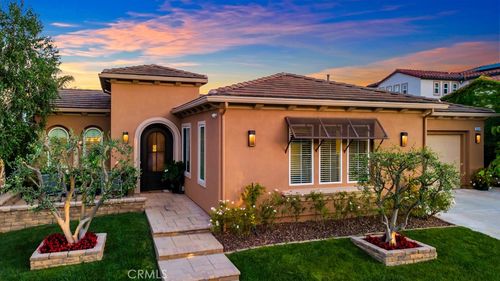 6888 Copper Creek Pl, Moorpark, CA, 93021-1161 | Card Image