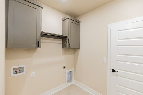 2104 N Dagan Street, Siloam Springs, AR, 72761 | Card Image