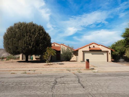 56814 Mountain View Trl, Yucca Valley, CA, 92284-4038 | Card Image