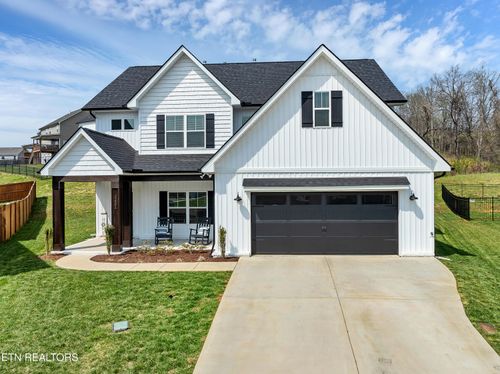 2221 Shylah Mia Ln, Knoxville, TN, 37932-2759 | Card Image
