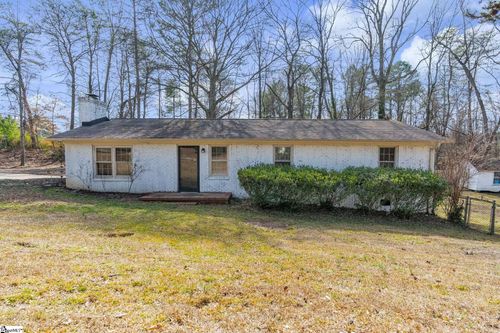 107 River Road Cir, Piedmont, SC, 29673-9427 | Card Image