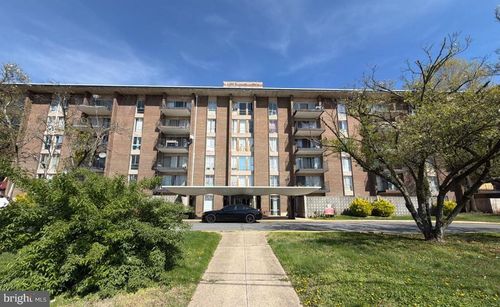 402-6011 Emerson St, BLADENSBURG, MD, 20710-1836 | Card Image