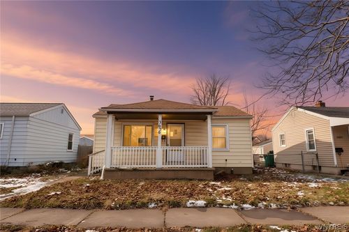 3028 Welch Ave, Niagara Falls, NY, 14303-2038 | Card Image