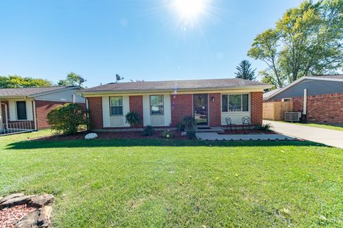 2855 12th St, Columbus, IN, 47201-6105 | Card Image