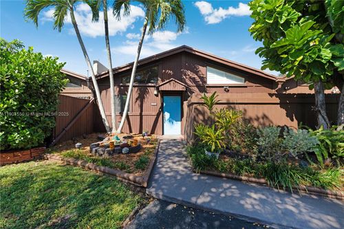 11335 Sw 112th Circle Ln S, Miami, FL, 33176-8426 | Card Image