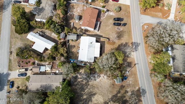 311 Old Ferry Rd, House other with 3 bedrooms, 2 bathrooms and null parking in Emerald Isle NC | Image 37