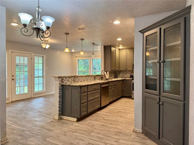 2009 Hickory Tree Rd, House other with 3 bedrooms, 2 bathrooms and null parking in Balch Springs TX | Image 7