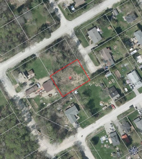 564 Keewatin Avenue, Tay, ON, L0K1R0 | Card Image