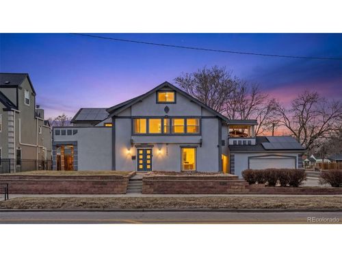 2551 N York St, Denver, CO, 80205-5706 | Card Image