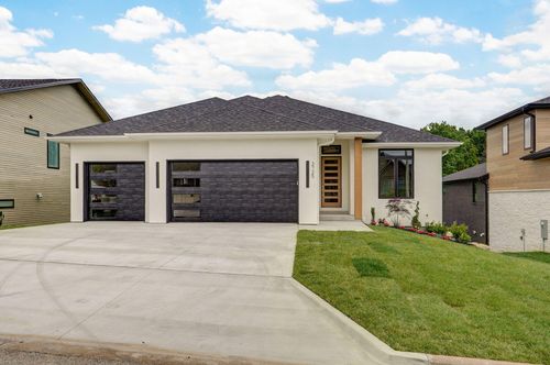 3725 E Woodhue St, Springfield, MO, 65802-6293 | Card Image