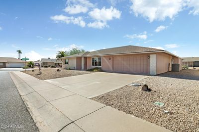 17802 N 130 Th Drive, House other with 2 bedrooms, 2 bathrooms and null parking in Sun City West AZ | Image 3