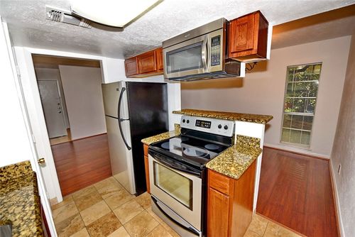 apt-107-4317 Hartford St, Dallas, TX, 75219-2631 | Card Image