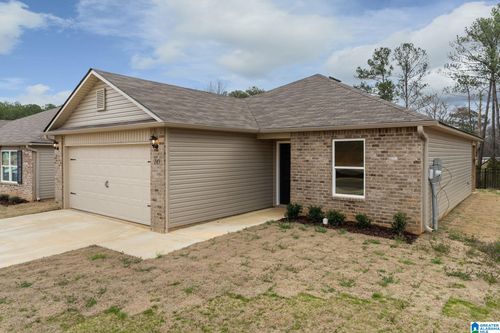 825 Ashford Dr, CALERA, AL, 35040-6141 | Card Image
