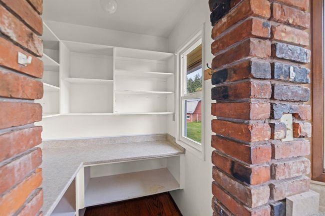 View of storage area | Image 14