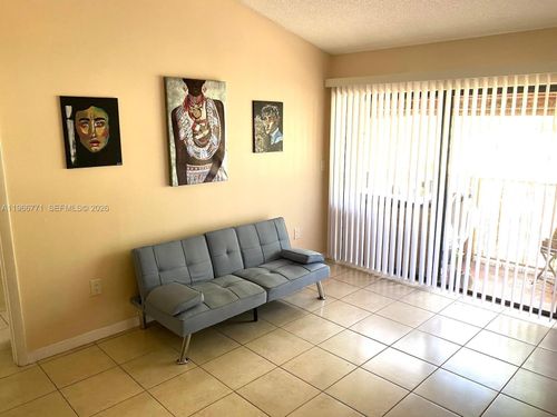 apt-208-15520 Sw 80th St, Miami, FL, 33193-2624 | Card Image