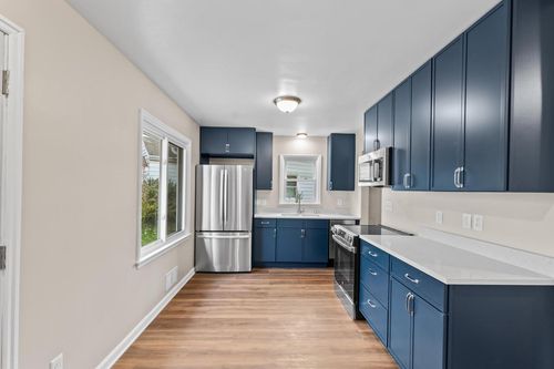 841 N 54th Street, Milwaukee, WI, 53208 | Card Image