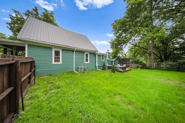 906 S Independence St, House other with 3 bedrooms, 2 bathrooms and null parking in Harrisonville MO | Image 41