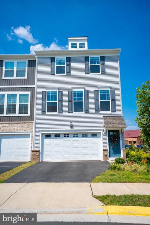 8790 Kensington Church St, MANASSAS, VA, 20112-2458 | Card Image