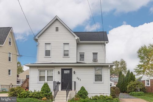 121 Emerald Ave, HADDON TOWNSHIP, NJ, 08108-2401 | Card Image