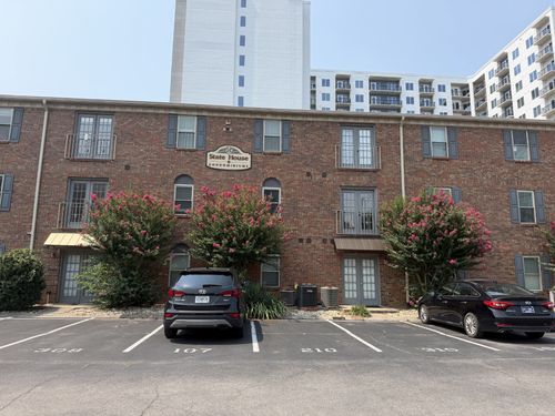 207-1808 State St, Nashville, TN, 37203-2213 | Card Image