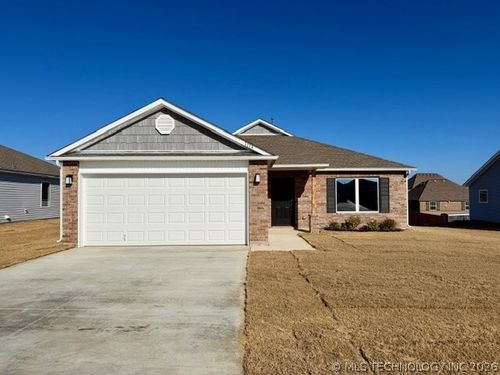 1114 Raven Dr, Claremore, OK, 74019-1845 | Card Image