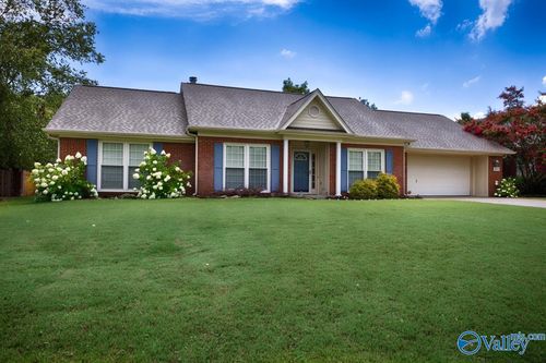 2819 Willowick Trl Se, Hampton Cove, AL, 35763-8689 | Card Image
