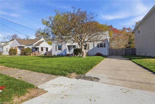 518 Hyde Park Rd, Norfolk, VA, 23503-5514 | Card Image