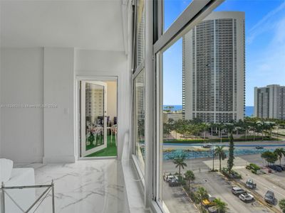 11 - 1825 S Ocean Dr, Condo with 1 bedrooms, 1 bathrooms and null parking in Hallandale Beach FL | Image 3