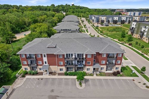 102-1601 N Windsor Ave, Cottage Grove, WI, 53527-8877 | Card Image