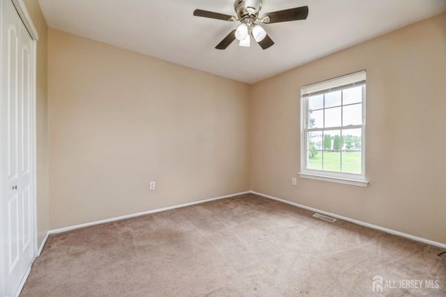 7 Sloop Square, Townhouse with 3 bedrooms, 2 bathrooms and null parking in Howell NJ | Image 18