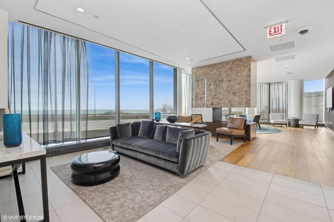 APT-1307 - 211 N Harbor Dr, Condo with 1 bedrooms, 1 bathrooms and 1 parking in CHICAGO IL | Image 18
