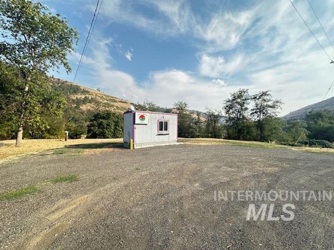182 Main St, Home with 0 bedrooms, 0 bathrooms and null parking in Juliaetta ID | Image 5