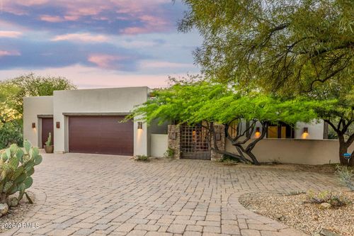 2208 Sagebrush Ln, Carefree, AZ, 85377-4024 | Card Image