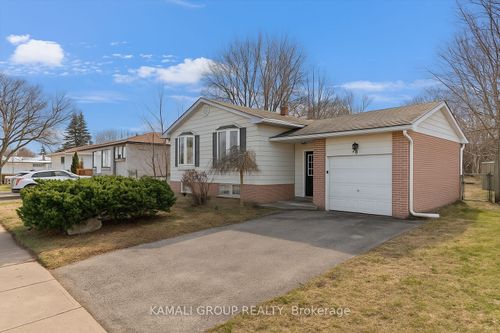 main-78 College Cres, Barrie, ON, L4M2W3 | Card Image