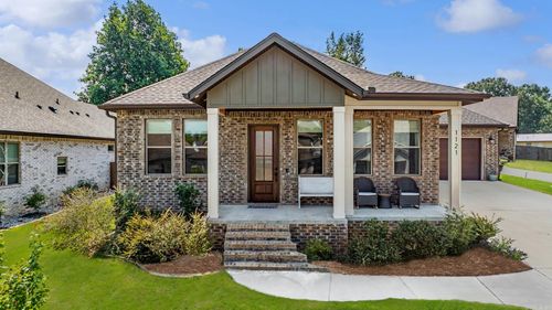 1121 Essex Dr, Benton, AR, 72019-2135 | Card Image