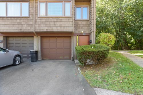 186-186 Towne House Rd, Hamden, CT, 06514-2137 | Card Image