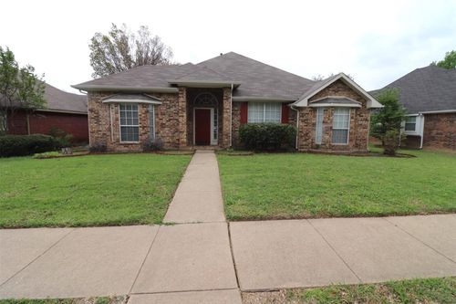 2222 Edinburgh Way, Garland, TX, 75040-1138 | Card Image