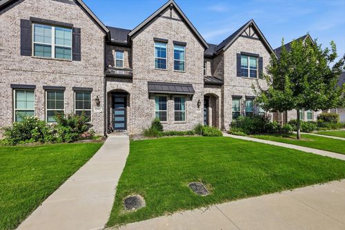 12952 Wymeth Dr, Farmers Branch, TX, 75234-4888 | Card Image